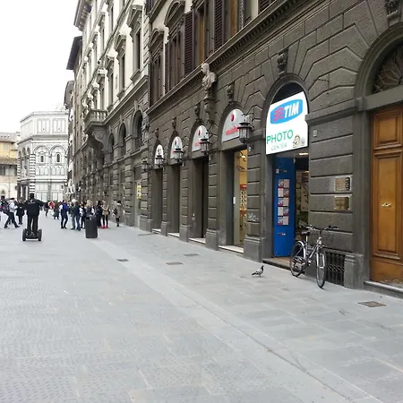 Firenze Apartments Πανσιόν 2*