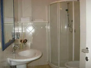 בית הארחה Firenze Apartments